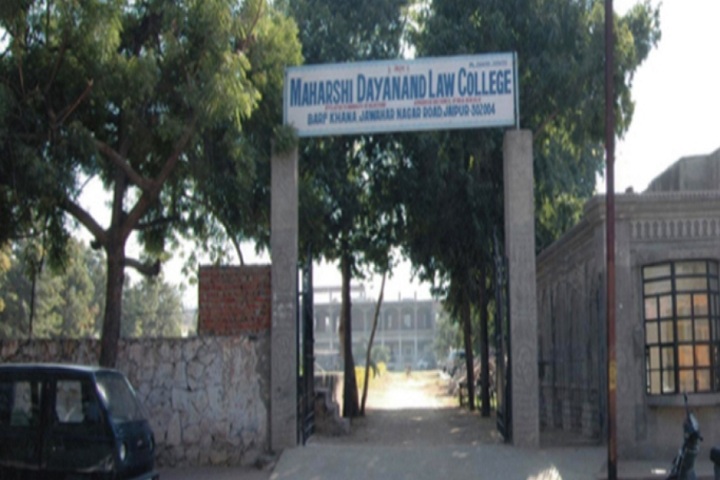 https://cache.careers360.mobi/media/colleges/social-media/media-gallery/9610/2020/12/2/Campus View of Maharshi Dayanand Law College Jaipur_Campus-View.jpg